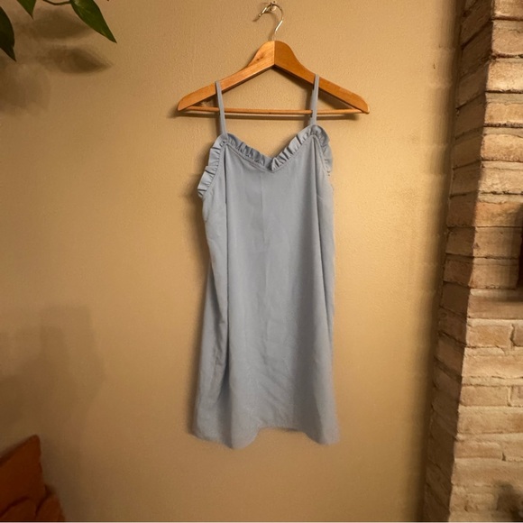 TOPSHOP Ruffle-Trim Slip - Picture 2 of 5